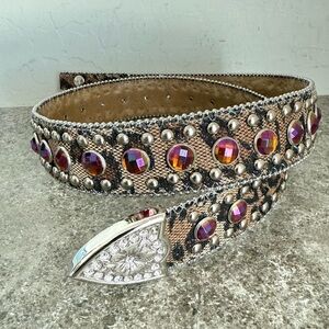 NWT Blazin Roxx Rhinestone Western Leather size S Length is 35 inches